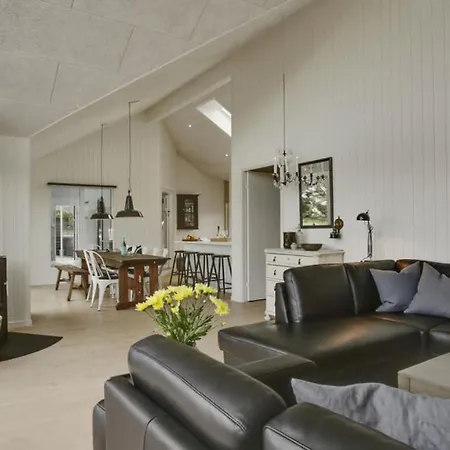 Villavilla 411 - Blokhus, Nordjylland Feriehus *